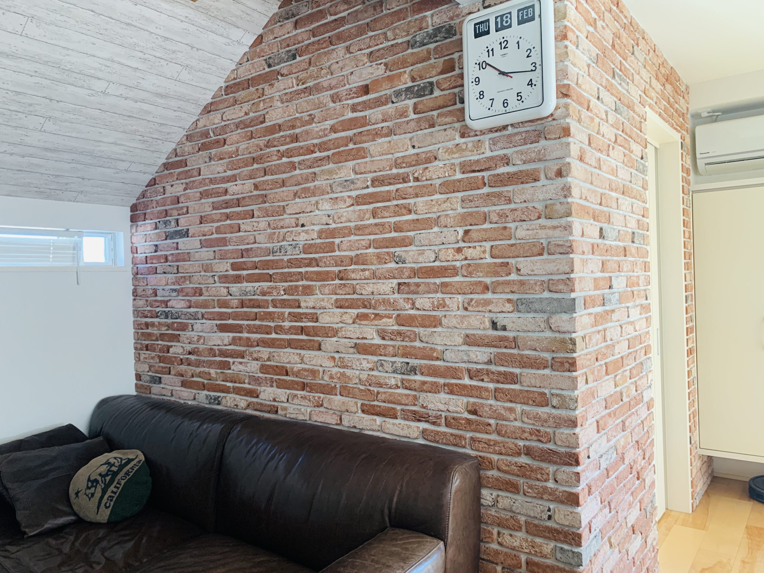 壁面インテリア アクセントウォールを上手に取り入れるポイント Re アールイー