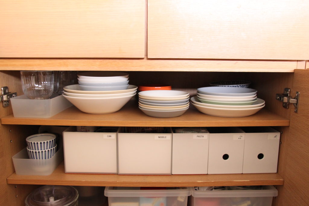 キッチン収納、食器収納、お皿収納